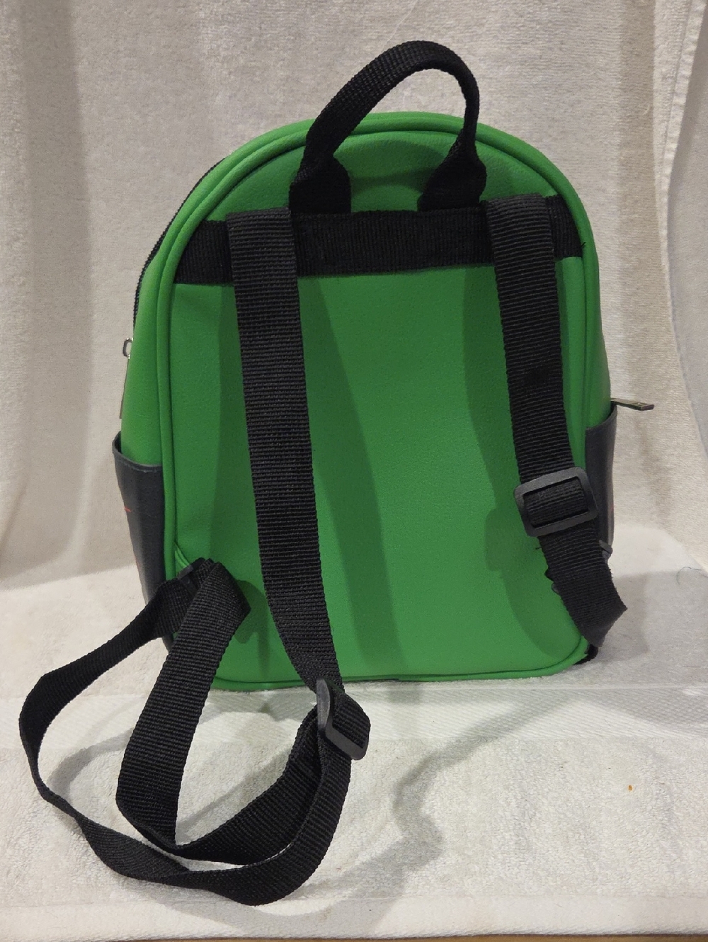 MINECRAFT EXPLOSION BACKPACK - Picture 4 of 7
